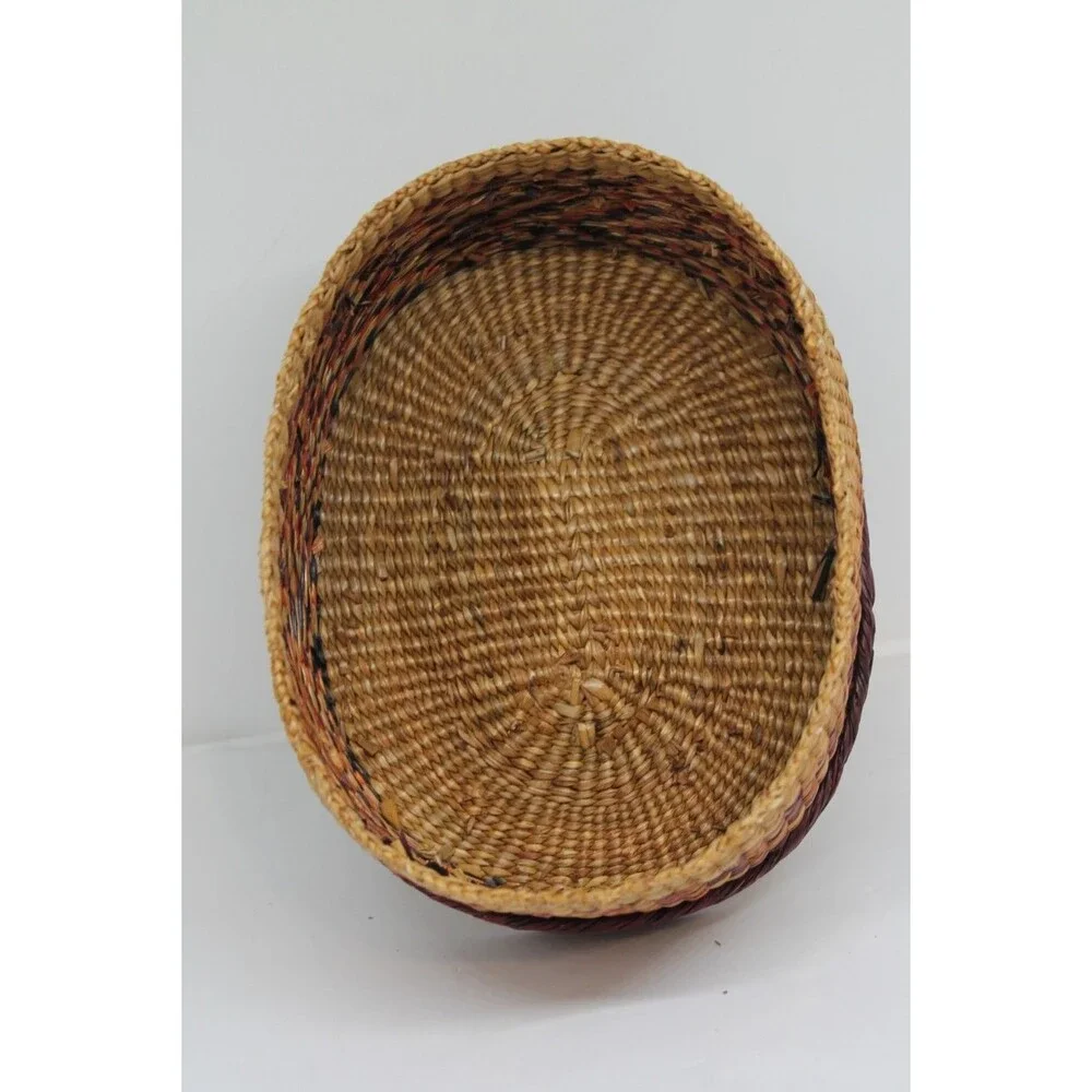 Sweetgrass Handmade Basket Small oval w/lid, 7.5